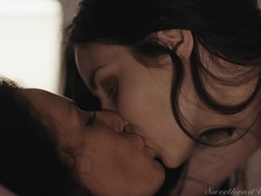 Kont, Grote mammen, Zwart, Bedriegen, Lesbisch, Kut duiken, Tatoeage, String