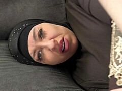 Grosser arsch, Grosser schwanz, Blasen, Pummelig, Hundestellung, Milf