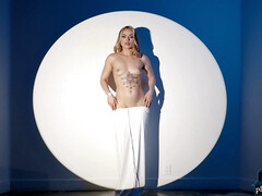 Grosser arsch, Blondine, Geile alte tussi, Milf, Solo