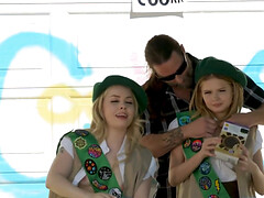 18 años, Amateur, Anal, Bisexual, Rubia, Sexo duro, Adolescente