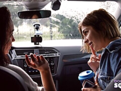 デカ尻, バック, 指いじり, 淫乱熟女, 剃毛, ストリッピング, タトゥー, オッパイの