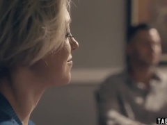Gros seins, Sucer une bite, Le plan cul à quatre, Groupe, Mature, Rousse roux, Tabou, Adolescente