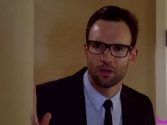 Verga grande, Rubia, Mamada, Papá, Masaje, Pov, Cabello corto, Mojado