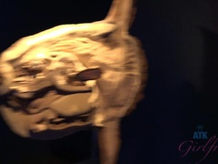 Leie, Bad, Blondine, Schmutzig, Höschen, Pov, Muschi, Kurzes haar