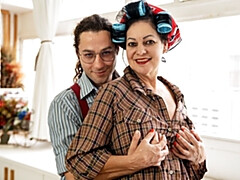 18 jahre, Leie, Arsch, Aus dem arsch in den mund, Aufs gesicht abspritzen, Lecken, Realität, Ehefrau