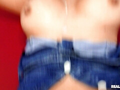 Blasen, Latina, Masturbation, Nackt, Öl, Pov, Schlampe, Spanner