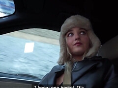 Blonde, Sucer une bite, Queue, En levrette, Femelle, Pov, Public, Nénés