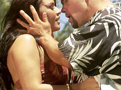 Leie, Grosser arsch, Blasen, Braunhaarige, Nippel, Öffentlich