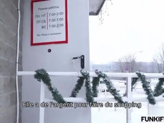 18 jahre, Studentin, Spermaladung, Süss, Realität, Rotschopf, Russisch, Jungendliche (18+)