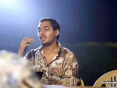 Asiático, Mamada, Sexo duro, Ama de casa, Indio, Mamá, Voyeur, Esposa