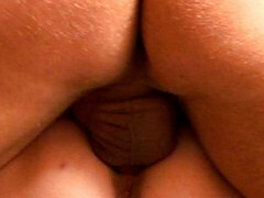 Grosser schwanz, Spermaladung, Hundestellung, Faustfick, Behaart, Milf, Muschi, Ablutschen