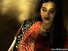 Indian Brunette Dance Gracefully