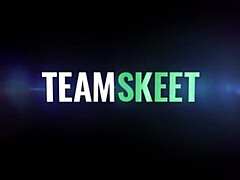 18 jahre, Blasen, Geschnappt, Schwanz, Handjob, Nackt, Penis, Jungendliche (18+)