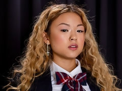 アジア人, お尻, ブロンド, 手コキする, 異人種間, キス, ハメ撮り, 剃毛