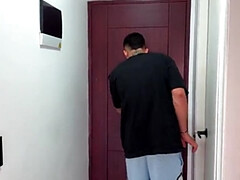 18 jahre, Leie, Braunhaarige, Hardcore, Orgasmus, Tätowierung, Eng, Nass