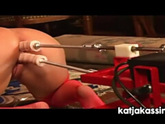 Enthousiasteling, Grote mammen, Seksspeelgoed, Dubbele penetratie, Hd, Likken, Kut duiken, Roodharige vrouw