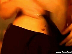 Брюнетки, Эротика, Ноги, Секс без цензуры, Хд, Индианки, Массаж, Милф