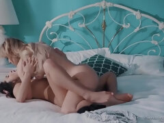 Grosser arsch, Grosse titten, Blondine, Braunhaarige, Vollbusig, Lesbisch, Milf, Titten