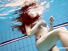 Amateur, Nana, Gros seins, Fétiche, Hd, Petite femme, Piscine, Solo