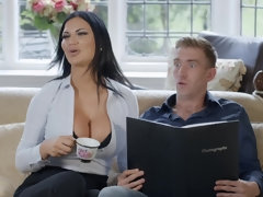 Leie, Arsch, Schönheit, Blasen, Braunhaarige, Verrückt, Aufs gesicht abspritzen, Muschi