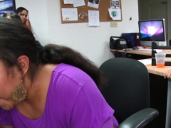 Sucer une bite, Brunette brune, Homme nu et filles habillées, Européenne, Hd, Mère que j'aimerais baiser, Réalité, Voyeur