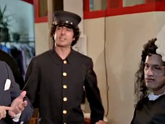 Gros seins, Sucer une bite, Doigter, Branlette thaïlandaise, Hard, Orgie, Suçant, Nénés