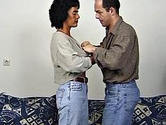 Chocolate milf and a ponytail for the first time: blowjob, doggy  cowgirl porn