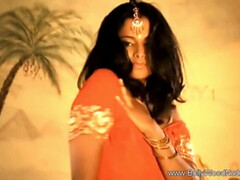 Asiatique, Dansant, Érotique, Femelle, Indienne, Mère que j'aimerais baiser, Solo, Nénés