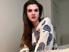 Enthousiasteling, Grote mammen, Sperma shot, Fetisj, Rijpe lesbienne, Gezichtspunt, Stiefmoeder, Tieten likken