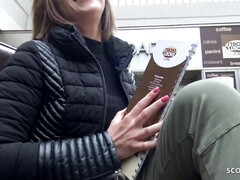 18 jaar, Universiteit, Sperma shot, Hardcore, Klein, Realiteit, Tiener, Tieten likken