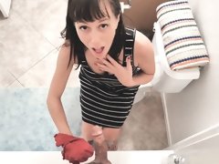 Cuarto de baño, Pajear, Maduro, Madres para coger, Mamá, Pov, Realidad, Madrastra